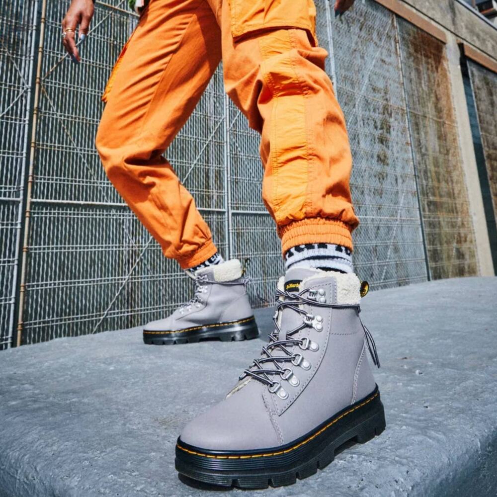 Dr. Martens Combs With Faux Fur Lined Utility Grey Boots Women’s Size 9